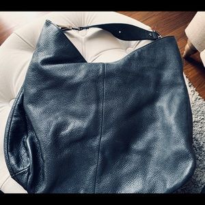 Kenner Cole Leather Purse